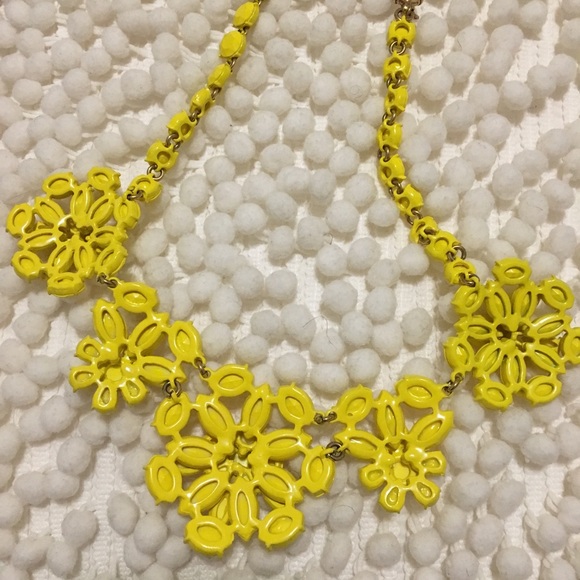 Jcrew Yellow Cluster Necklace - Picture 3 of 4